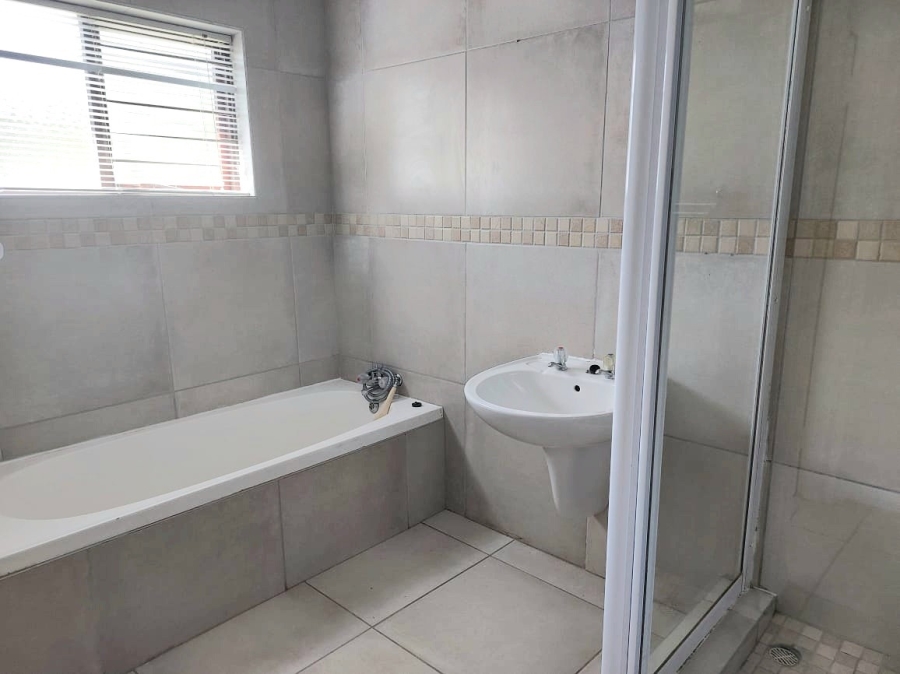 3 Bedroom Property for Sale in The Village Western Cape